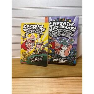 Captain Underpants books graphic novel comic book Dav Pilkey set of two‎